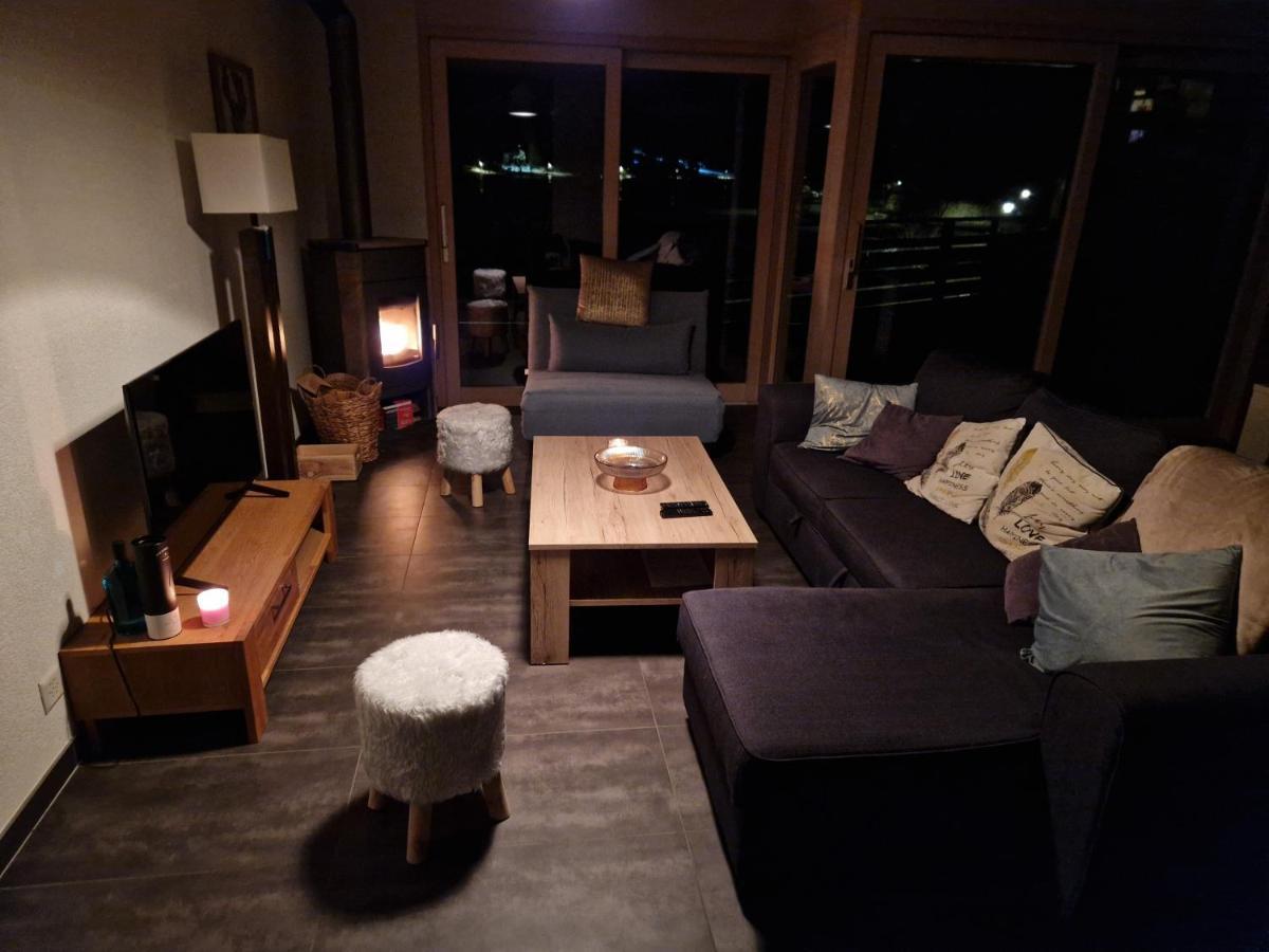 Superbe Appartement Champex-Lac Avec Piscine Et Sauna Exteriör bild