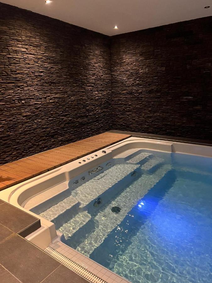 Superbe Appartement Champex-Lac Avec Piscine Et Sauna Exteriör bild