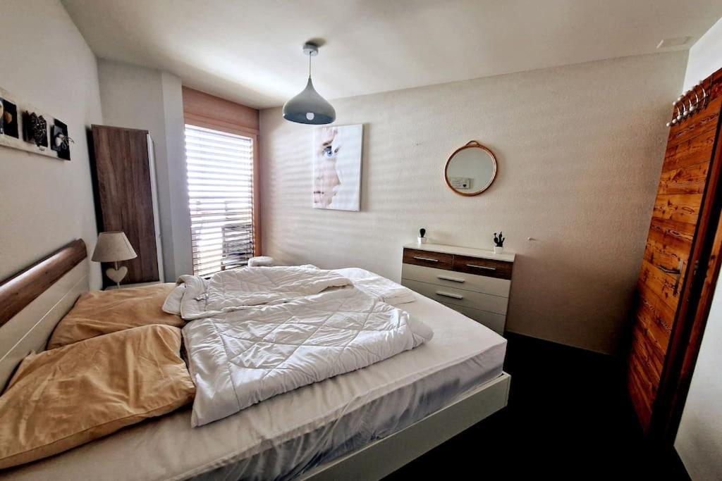 Superbe Appartement Champex-Lac Avec Piscine Et Sauna Exteriör bild