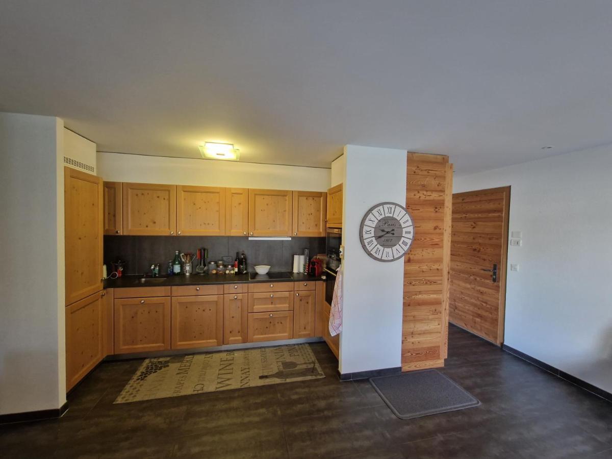 Superbe Appartement Champex-Lac Avec Piscine Et Sauna Exteriör bild