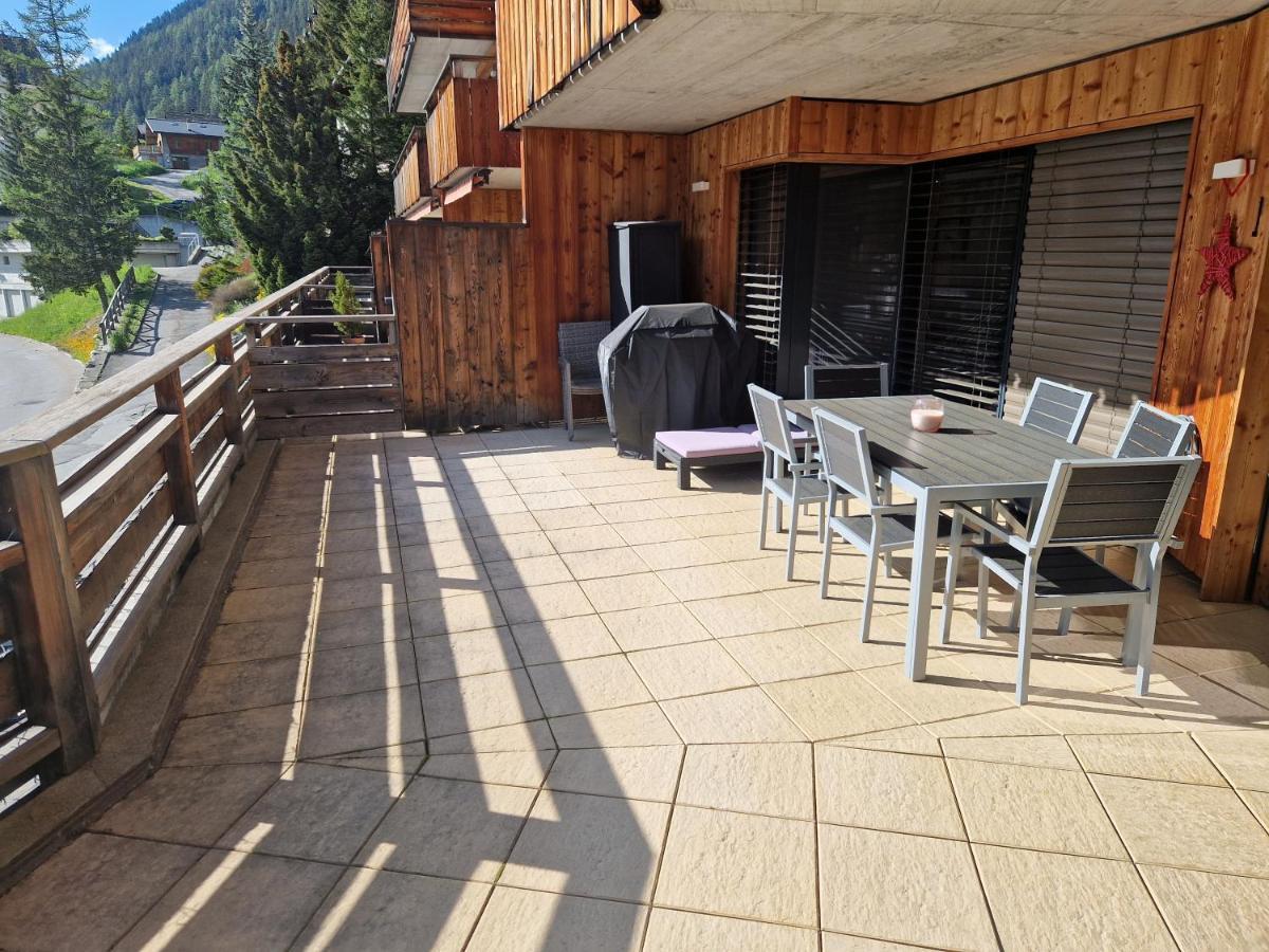 Superbe Appartement Champex-Lac Avec Piscine Et Sauna Exteriör bild